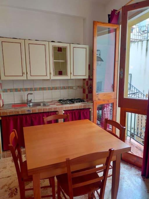 Casa Vacanza "Il Cortiletto" שאקה מראה חיצוני תמונה